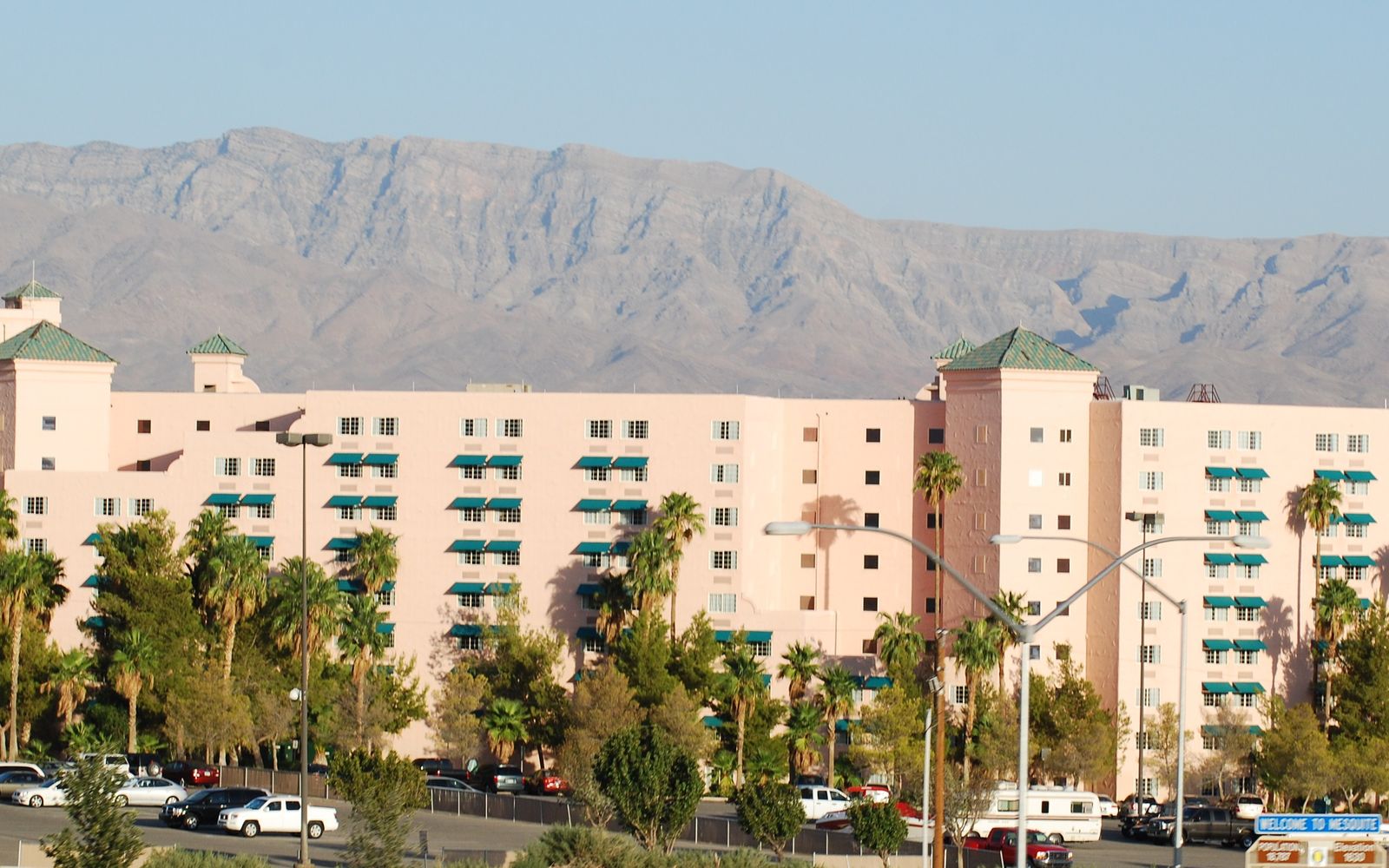 Mesquite, Nevada — Armor Lock & Safe Solution serves Mesquite and the surrounding Las Vegas Valley with non-destructive safe opening, lock rekey, lockout response, and smart-lock install. Licensed by LVMPD, bonded, and insured.